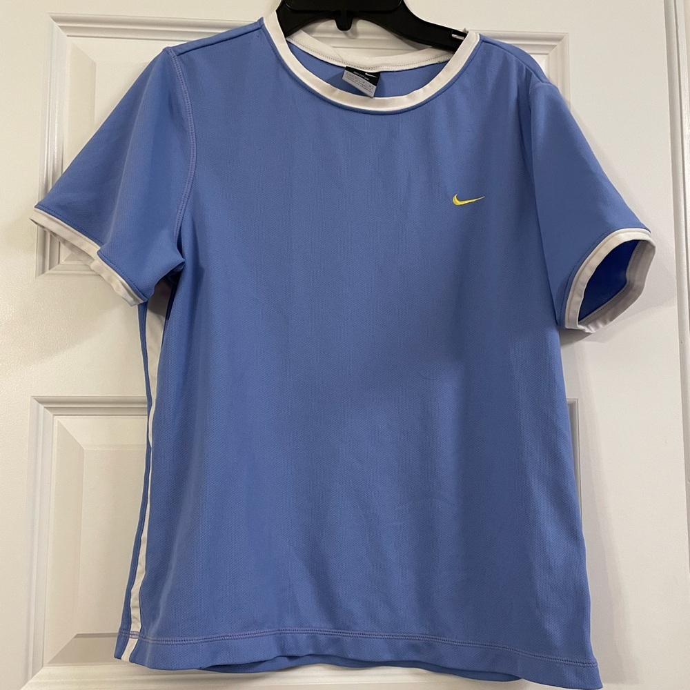Nike Dri-Fit UV Medium-(8/10), Pullover in Blue 100 % Polyester in blue